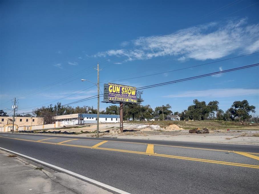 Photo of an outdoor ad in Panama City